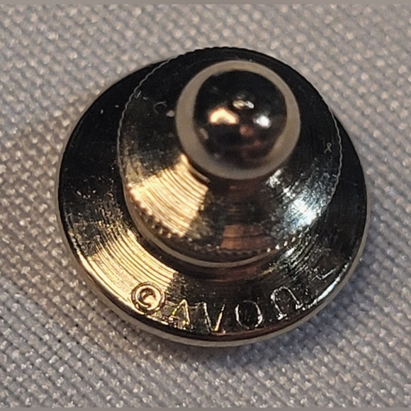 Avon's Vtg "Love Struck" Pin - Picture 5 of 5